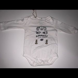 Burberry Infant girl Onesie